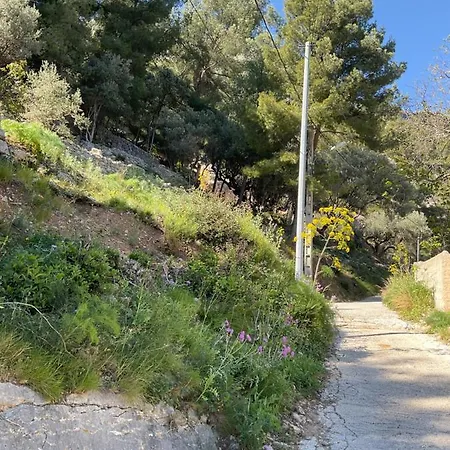 Maison Independante Vue Au Coeur De La Nature