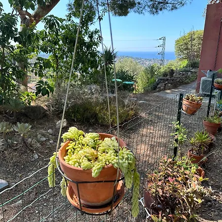 Holiday home Maison Independante Vue Au Coeur De La Nature Toulon
