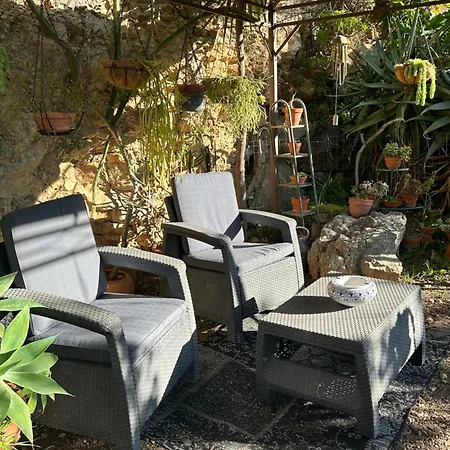 Holiday home Maison Independante Vue Au Coeur De La Nature Toulon